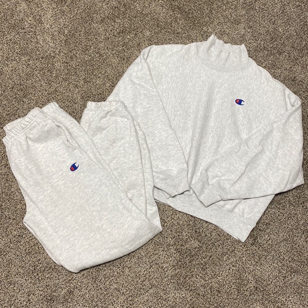 Champion sweatshirt and sweatpants